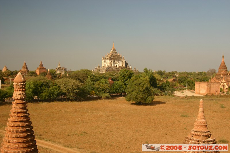 Bagan - That-byin-nyu Pahto
Mots-clés: myanmar Burma Birmanie Ruines Pagode