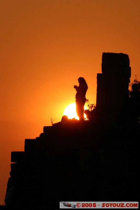 Angkor Thom - Phnom Bakheng - sunset
Mots-clés: patrimoine unesco Ruines sunset