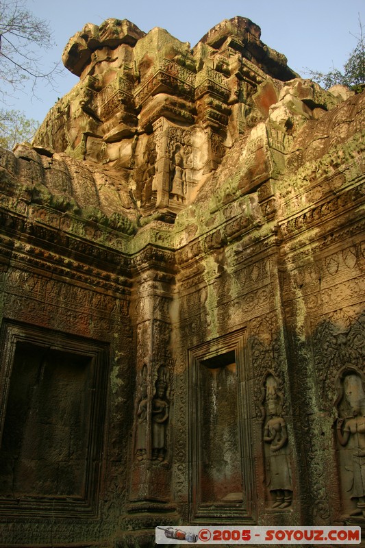 Angkor - Ta Prohm
Mots-clés: patrimoine unesco Ruines sunset