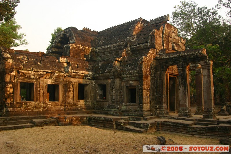 Angkor - Banteay Kdei
Mots-clés: patrimoine unesco Ruines sunset