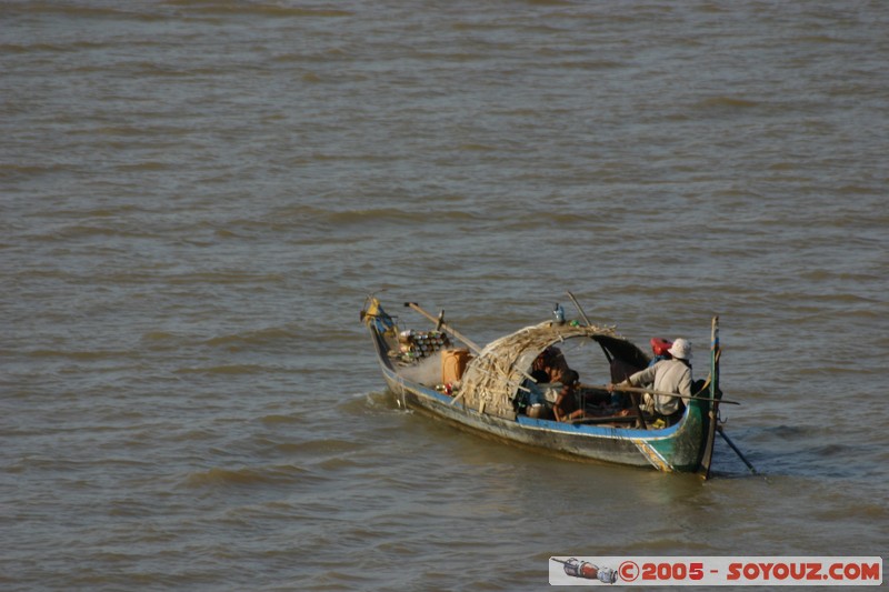 Phnom Penh - Tonle Sap River
Mots-clés: bateau