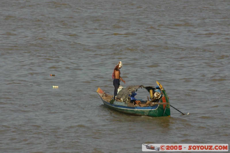 Phnom Penh - Tonle Sap River
Mots-clés: bateau