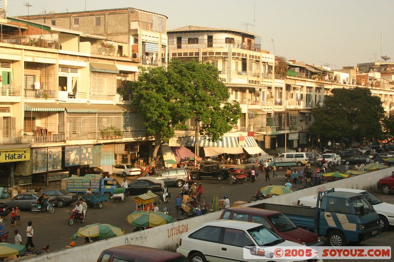 Phnom Penh - Psar O Russei (Psah Toul Tom Poung)
Mots-clés: Marche