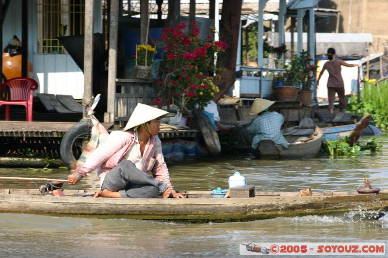 Along Mekong River
Mots-clés: Vietnam Mekong River Riviere bateau personnes