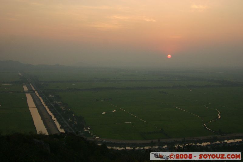 Chau Doc - Nui Sam - Sunset
Mots-clés: Vietnam sunset