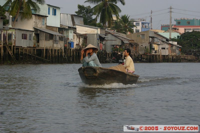 Cai Rang - Canals
Mots-clés: Vietnam bateau Riviere personnes