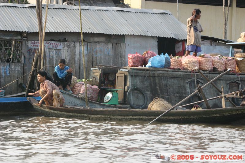 Cai Rang - Floating Market
Mots-clés: Vietnam Riviere bateau Marche floating market