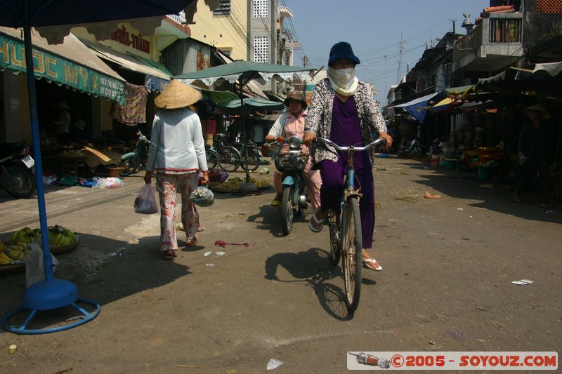 My Tho - Central Market
Mots-clés: Vietnam Marche personnes