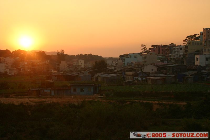 Dalat - Sunset
Mots-clés: Vietnam sunset