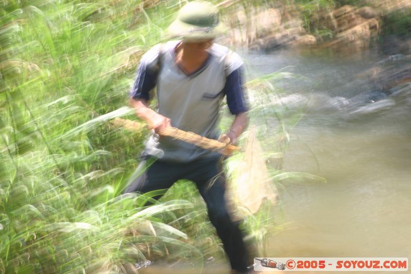 Around Dalat - Thac Hang Cop - Fisherman
Mots-clés: Vietnam personnes