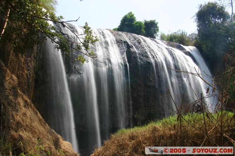 Around Dalat - Thac Hang Cop (Tiger Falls)
Mots-clés: Vietnam cascade