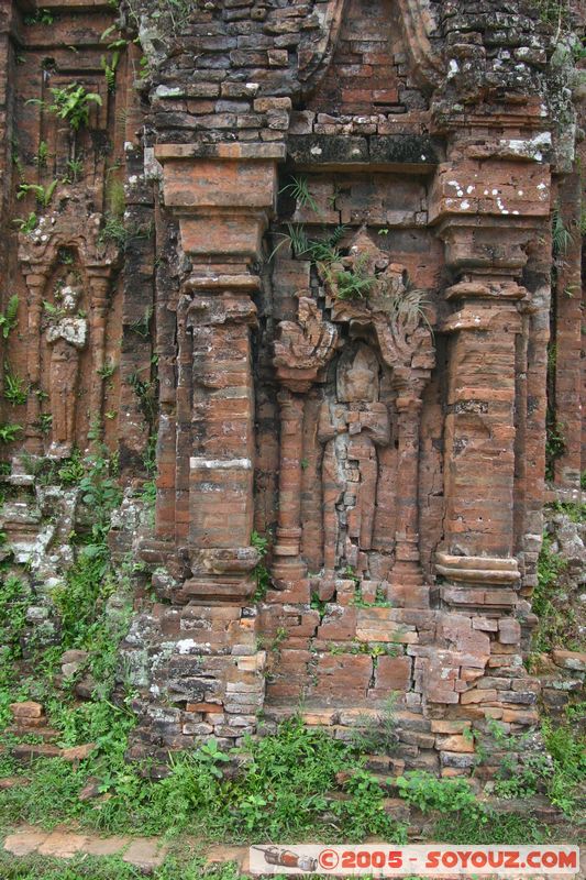 Mi-Son
Mots-clés: Vietnam patrimoine unesco Ruines cham