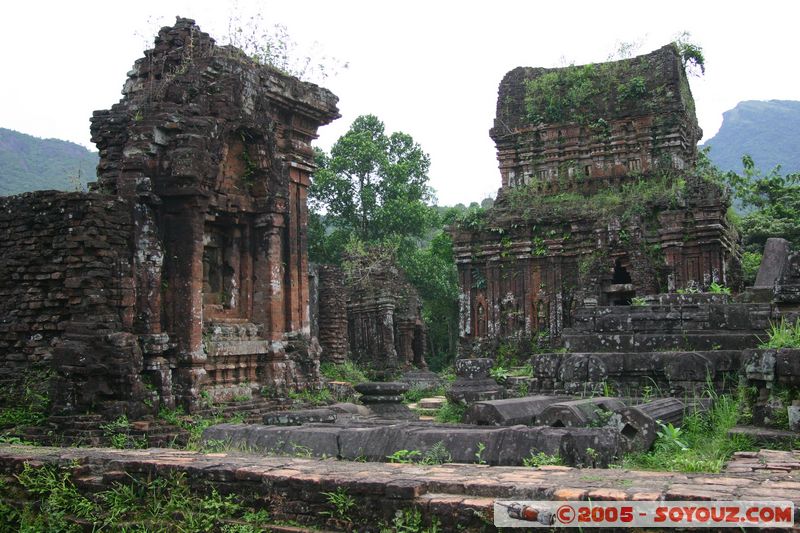 Mi-Son
Mots-clés: Vietnam patrimoine unesco Ruines cham