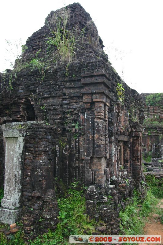 Mi-Son
Mots-clés: Vietnam patrimoine unesco Ruines cham