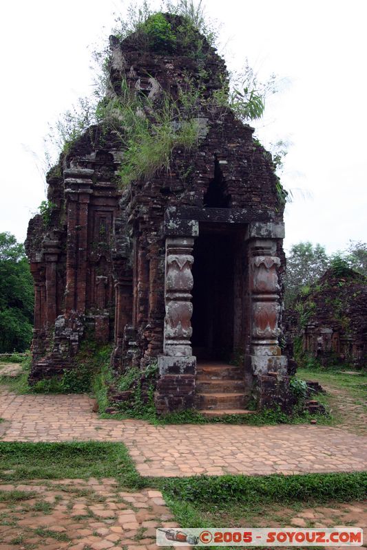 Mi-Son
Mots-clés: Vietnam patrimoine unesco Ruines cham