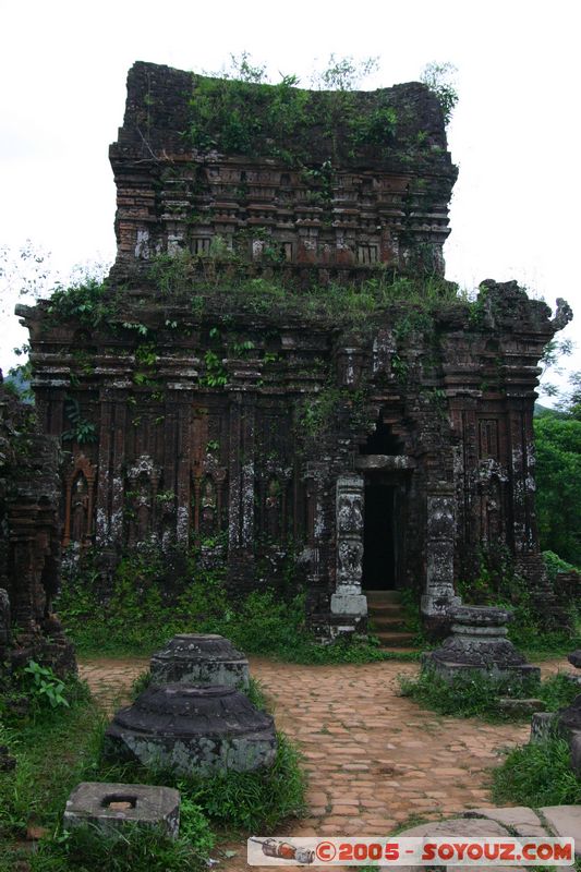 Mi-Son
Mots-clés: Vietnam patrimoine unesco Ruines cham