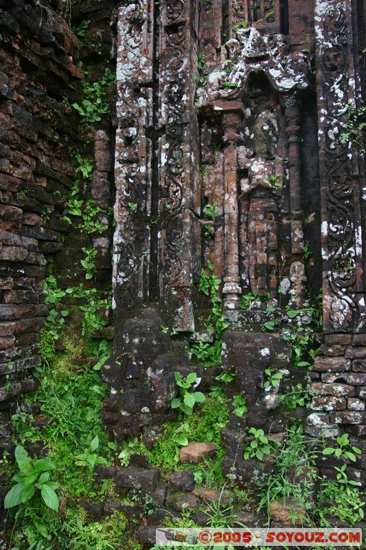 Mi-Son
Mots-clés: Vietnam patrimoine unesco Ruines cham