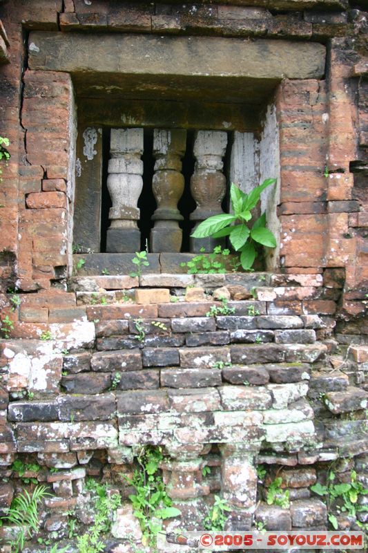 Mi-Son
Mots-clés: Vietnam patrimoine unesco Ruines cham