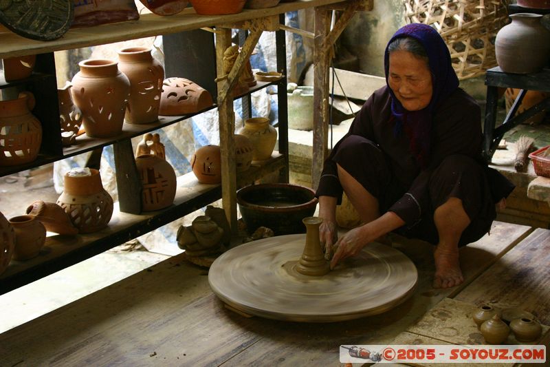 Hoi An - Handycraft
Mots-clés: Vietnam Hoi An personnes