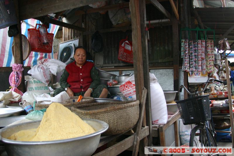 Hoi An - Central Market
Mots-clés: Vietnam Hoi An Marche