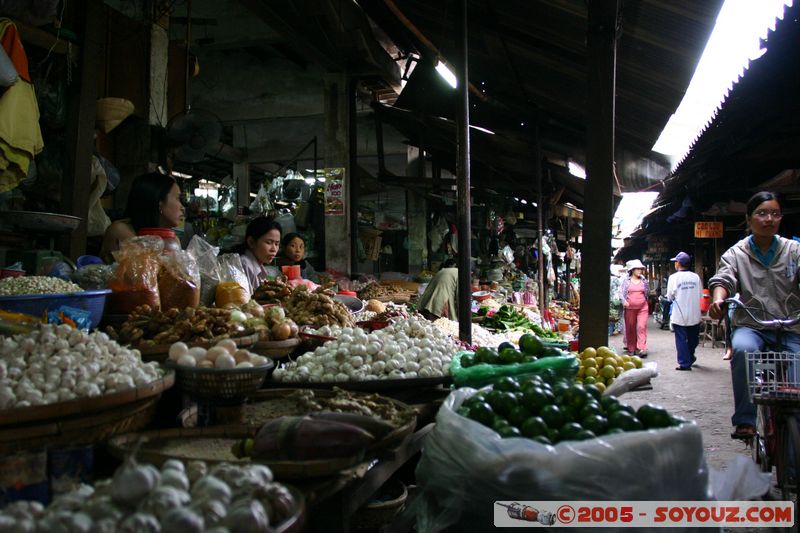 Hoi An - Central Market
Mots-clés: Vietnam Hoi An Marche