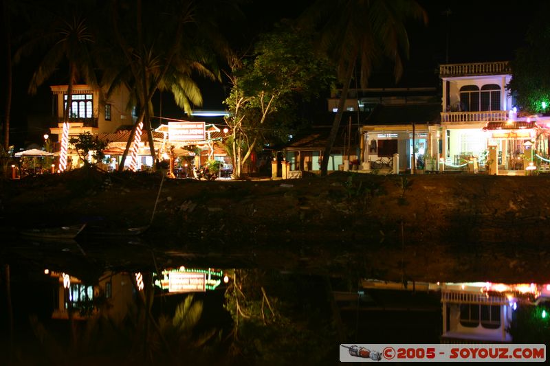 Hoi An by Night
Mots-clés: Vietnam Hoi An patrimoine unesco Nuit Riviere