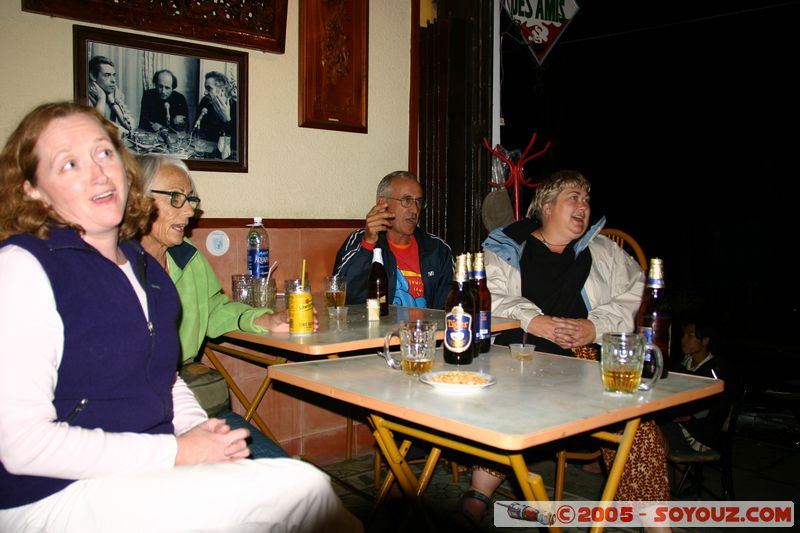 Hoi An - Diane au Cafe des Amis
Mots-clés: Vietnam Hoi An Nuit
