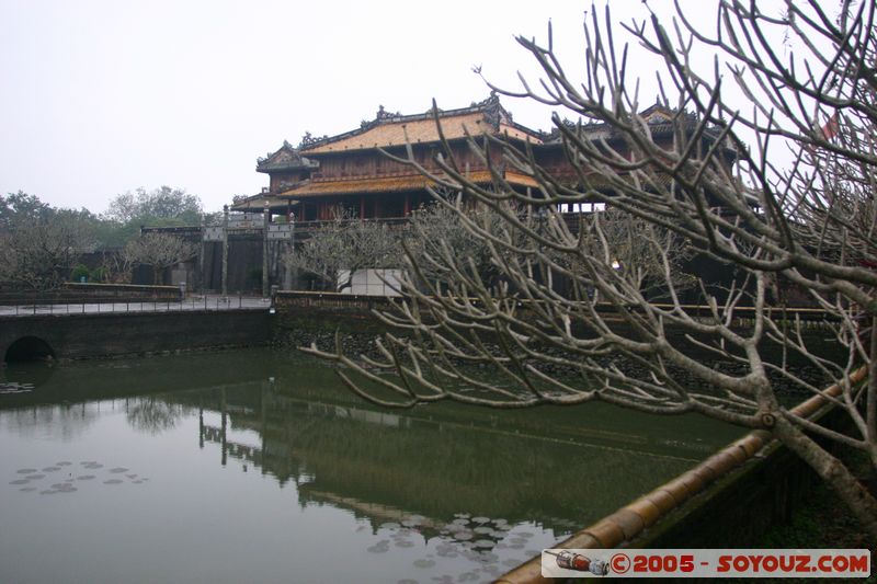 Hue Citadel  - Imperial City - Ngo Mon Gate
Mots-clés: Vietnam chateau