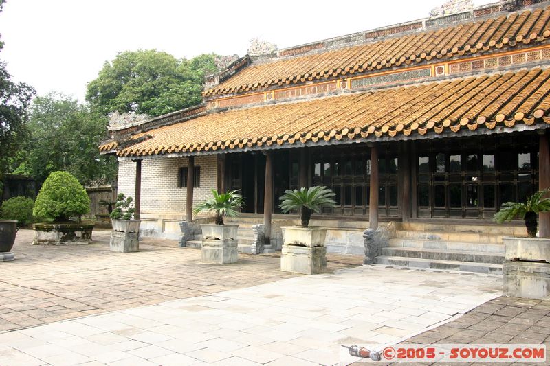 Tomb of Tu Duc - Hoa Khiem Temple
Mots-clés: Vietnam cimetiere