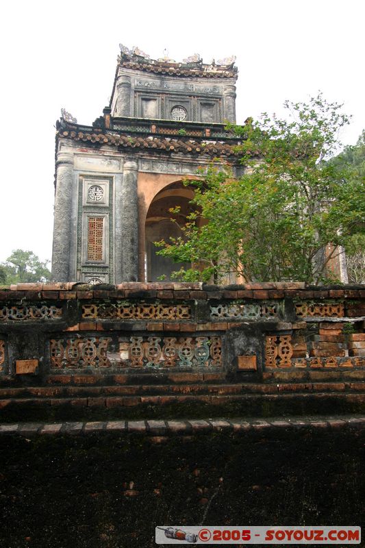 Tomb of Tu Duc - Stele Pavilion
Mots-clés: Vietnam cimetiere