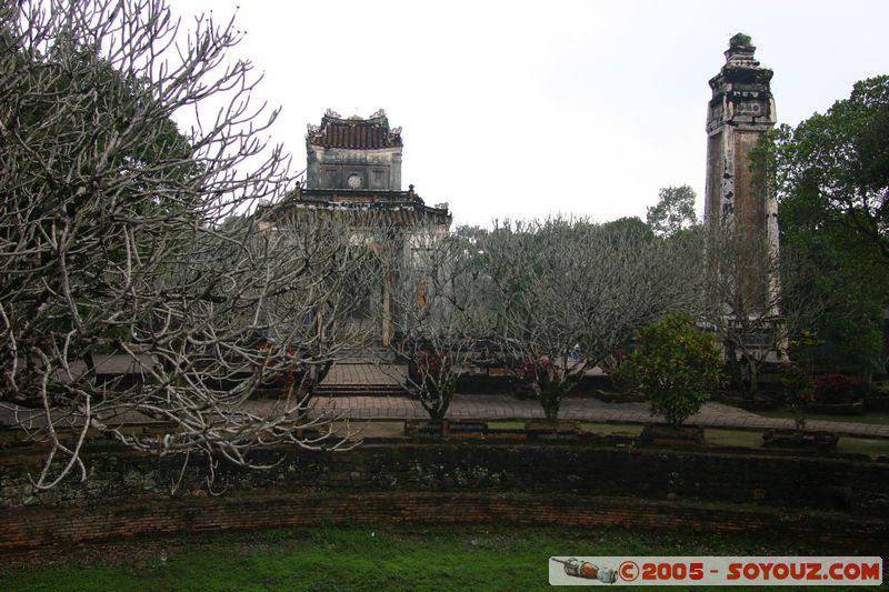 Tomb of Tu Duc - Half Moon Lake
Mots-clés: Vietnam cimetiere