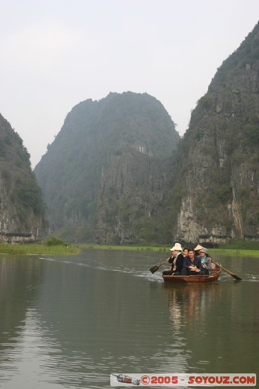 Ninh Binh - Tam Coc
Mots-clés: Vietnam Riviere bateau