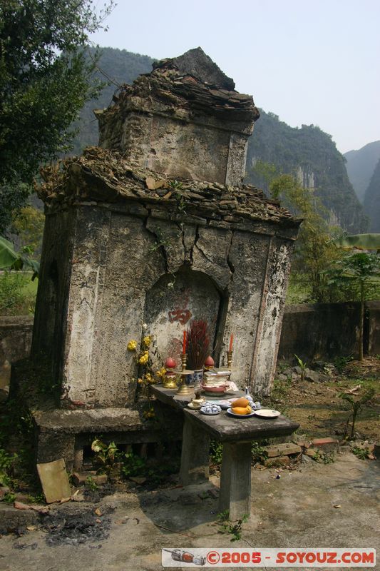 Ninh Binh - Hoa Lu - Ancient Citadel
Mots-clés: Vietnam Boudhiste
