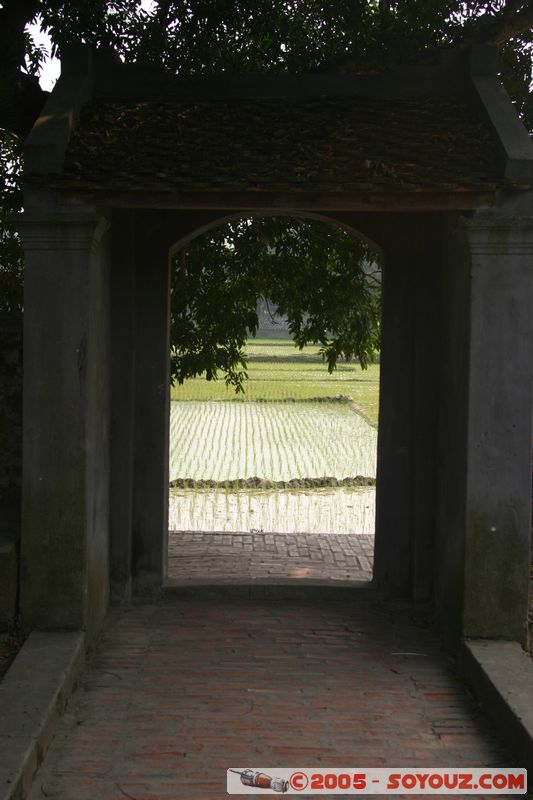 Ninh Binh - Hoa Lu - Le Dai Hanh
Mots-clés: Vietnam Boudhiste