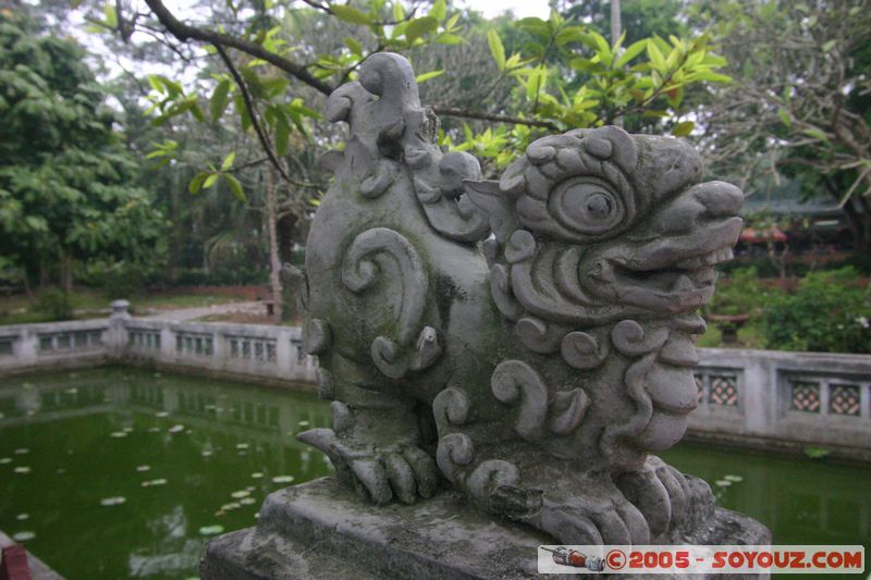Hanoi - One Pillar pagoda (Chua Mot Cot)
Mots-clés: Vietnam Boudhiste sculpture