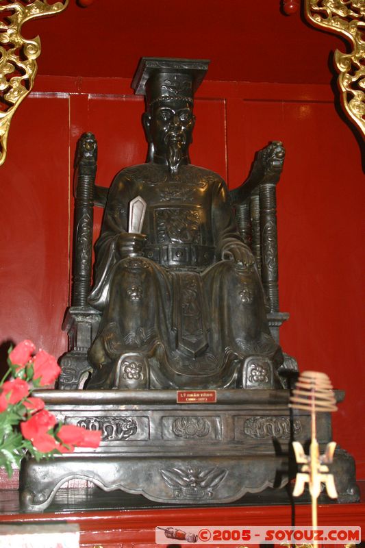 Hanoi - Temple of Literature (Confucius) - Ly Nhan Tong
Mots-clés: Vietnam confucius statue
