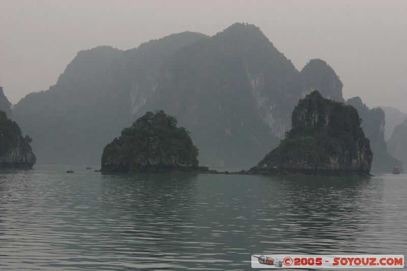 Halong Bay
Mots-clés: Vietnam patrimoine unesco mer brume