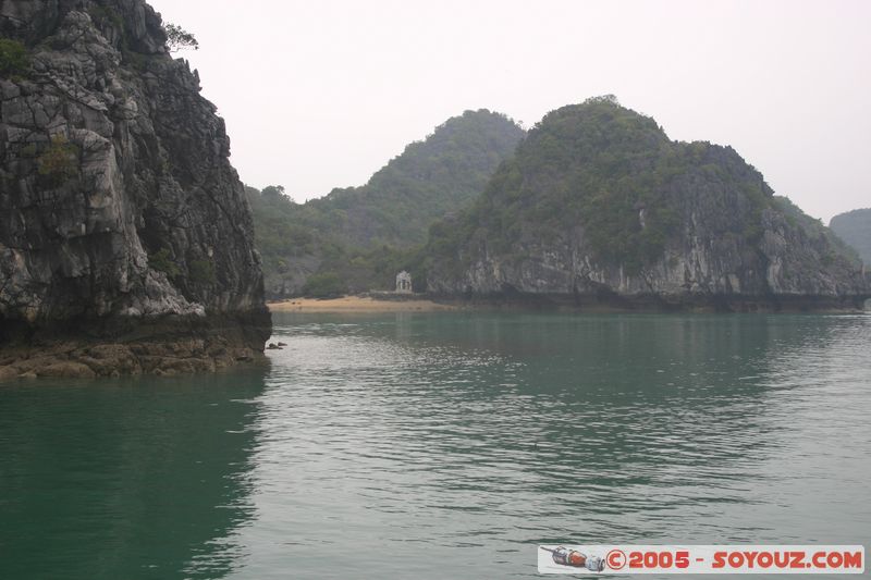 Halong Bay
Mots-clés: Vietnam patrimoine unesco mer brume