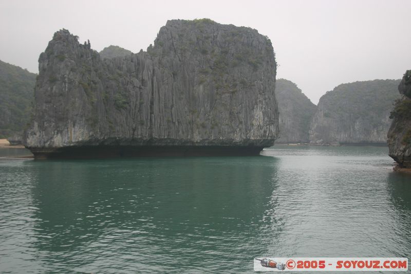 Halong Bay
Mots-clés: Vietnam patrimoine unesco mer brume