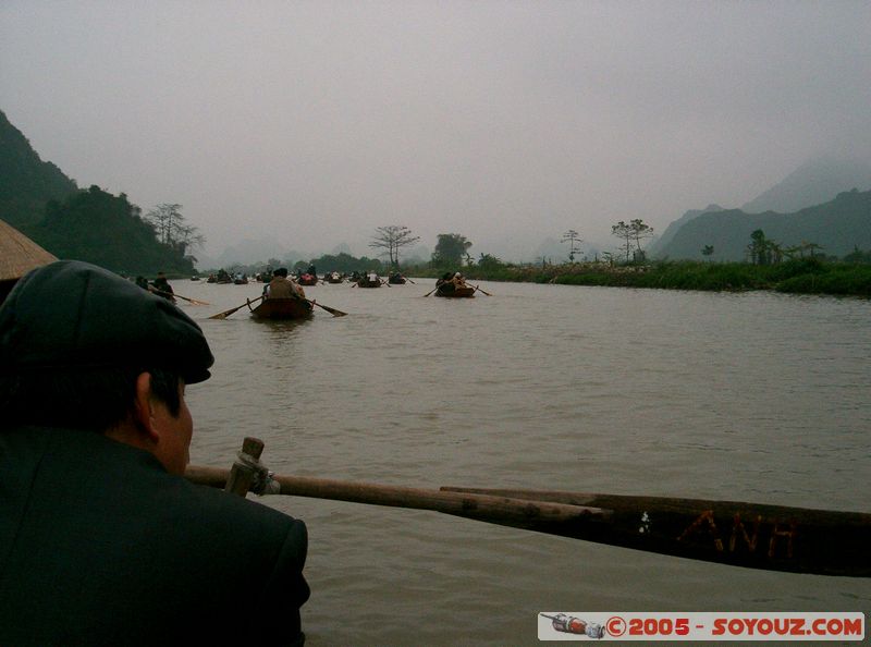 Chua Huong - Suoi Yen (Yen River)
Mots-clés: Vietnam Riviere bateau