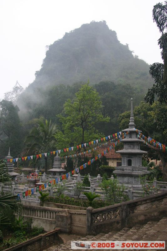 Chua Huong (Perfume pagoda) - Thien Chu
Mots-clés: Vietnam Boudhiste