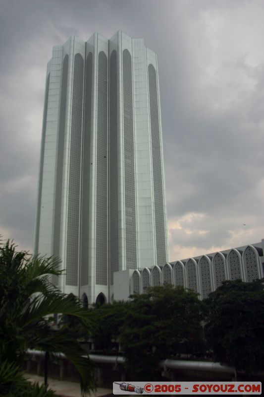 La poste centrale
Main post office building
Mots-clés: Central Market Dataran Merdeka Federal Territory Kuala Lumpur Malaysia Masjid Negara Menara Petronas Twin Towers Twin Towers