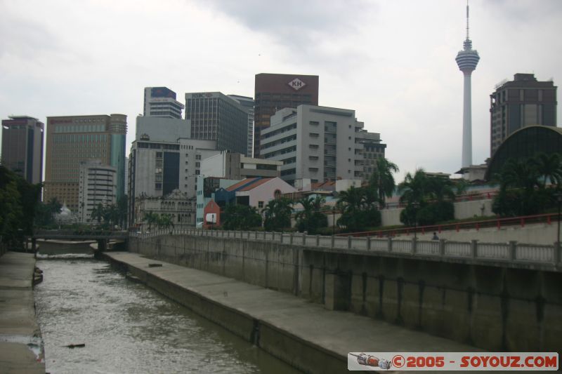 Centre ville
Downtown
Mots-clés: Central Market Dataran Merdeka Federal Territory Kuala Lumpur Malaysia Masjid Negara Menara Petronas Twin Towers Twin Towers