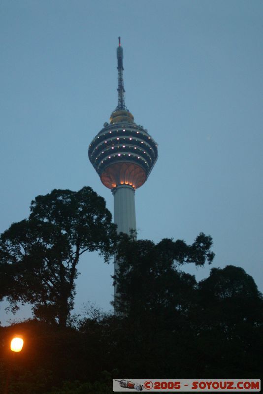 KL Tower - Menara Kuala Lumpur
(421 m)
Mots-clés: Central Market Dataran Merdeka Federal Territory Kuala Lumpur Malaysia Masjid Negara Menara Petronas Twin Towers Twin Towers