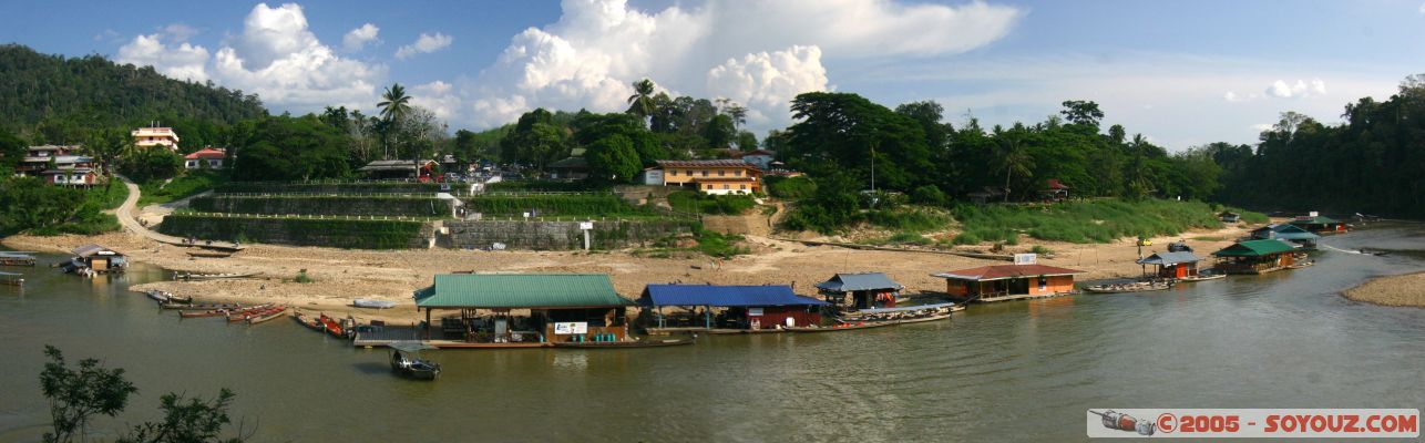 Vue panoramique sur Kuala Tahan
panoramic view on Kuala Tahan
Mots-clés: Jungle Treking Kuala Tahan Malaysia Taman Negara canopy walkway tropical rain forest