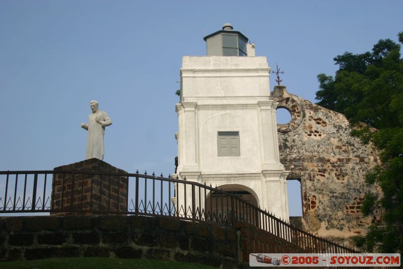 Saint François-Xavier, le phare et l'église Saint Paul
Saint Francis-Xavier, light house and Saint Paul's church
Mots-clés: A Famosa Cheng Hoon Teng Dutch Square Independence Malacca Malaysia Melaka Saint Francis Xavier