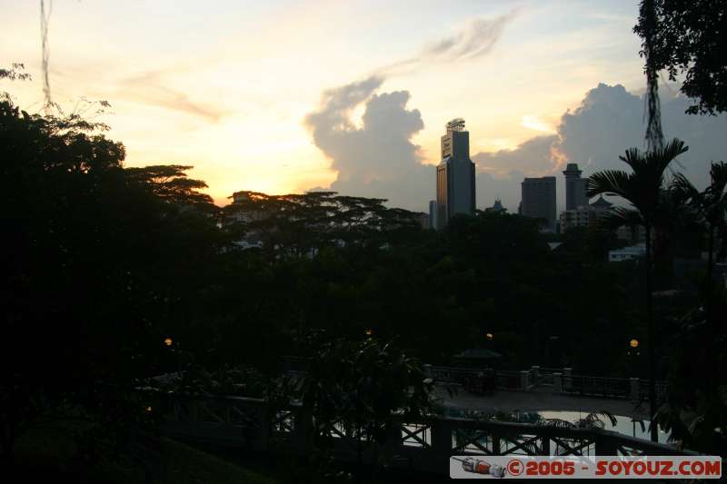 Vue de / View from Fort Canning Hill
