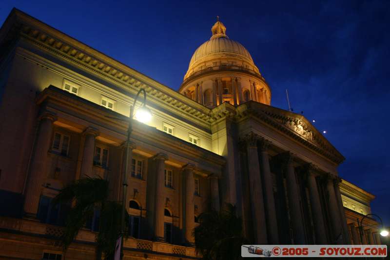 Cour suprme / Supreme Court
By night
