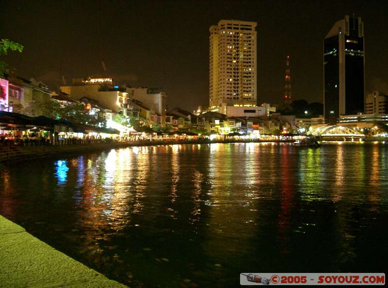 The  Quays
By night
