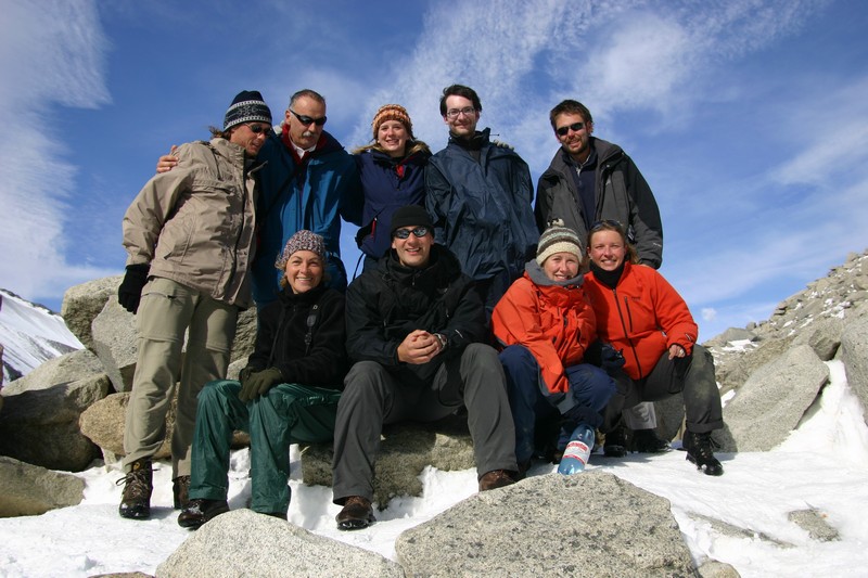 Parc Torres del Paine
Notre groupe pour le trek: Claire, Jean-Bernard, Ingrid, Jenny, Pim, Arnaud, Goeran, Serena
Anglaises, Français, Hollandais, Allemand, Italienne - Torres del Paine (Chili) - Septembre 2004
